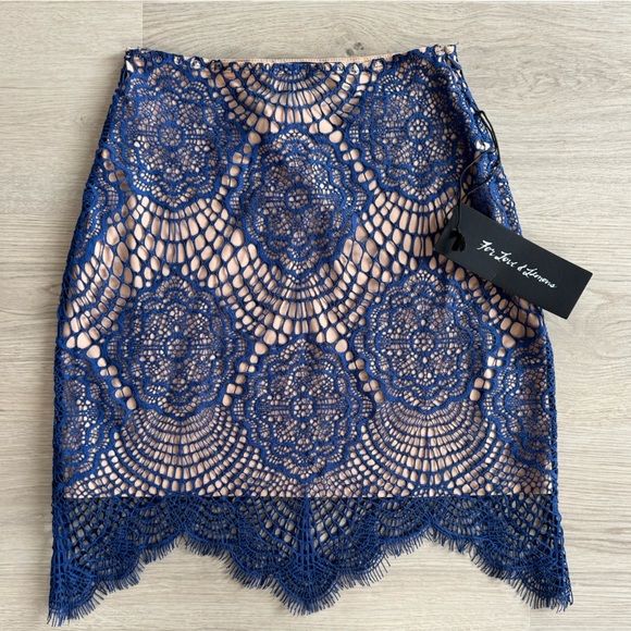 NWT For Love and Lemons Grace Mini Skirt Sapphire Blue NWT Size X Small - Picture 1 of 6